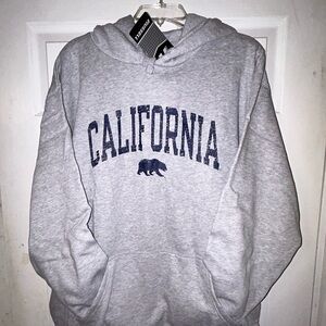 🐻🏟️ University of California Golden Bears Triblend Varsity Marquee Hoodie 🏟️🐻